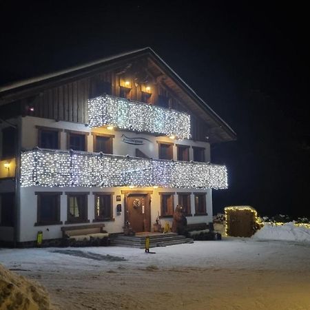 Amadehaus Hotel Pruggern Eksteriør billede