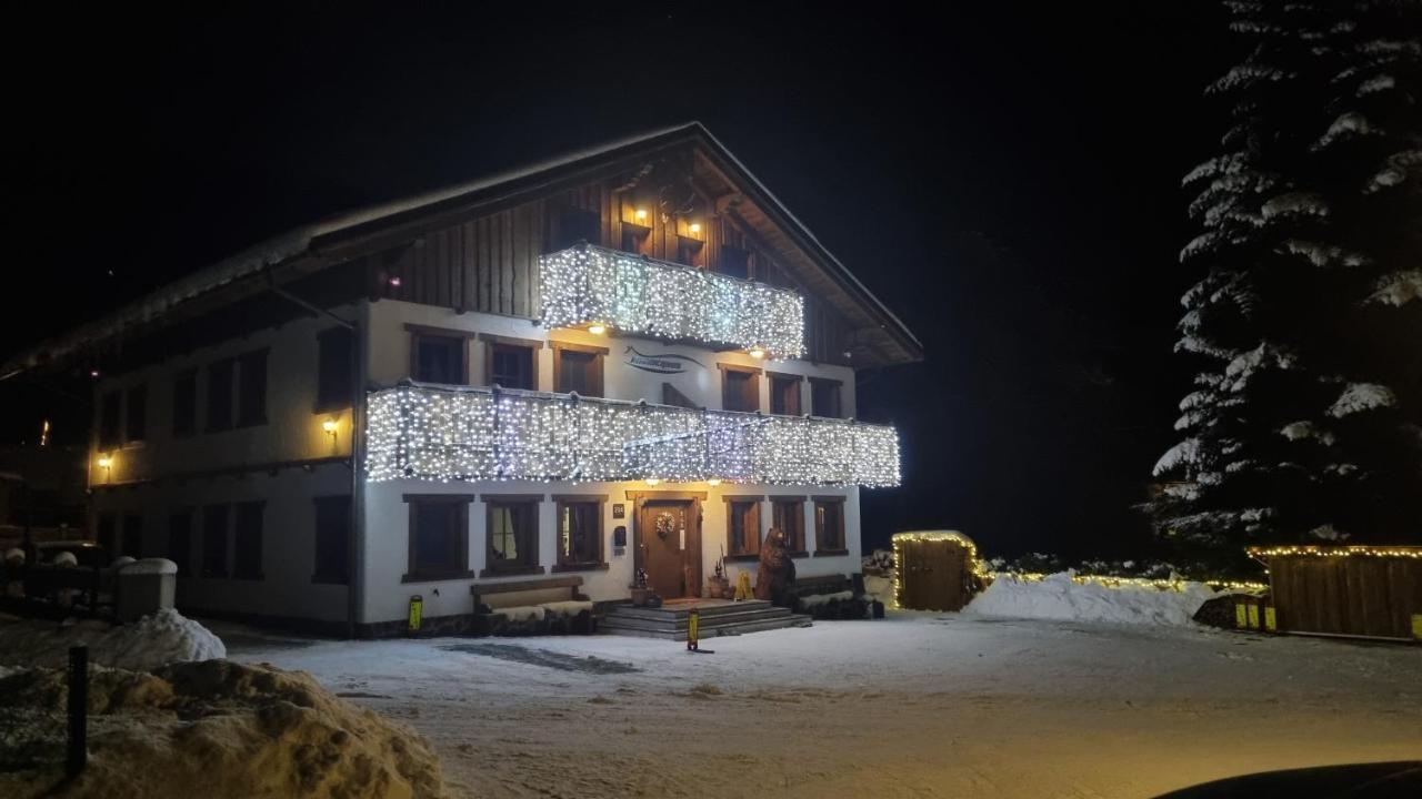 Amadehaus Hotel Pruggern Eksteriør billede